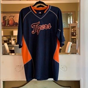 MLB Tigers Jersey NWT